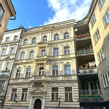 Lägenhet Old Town House